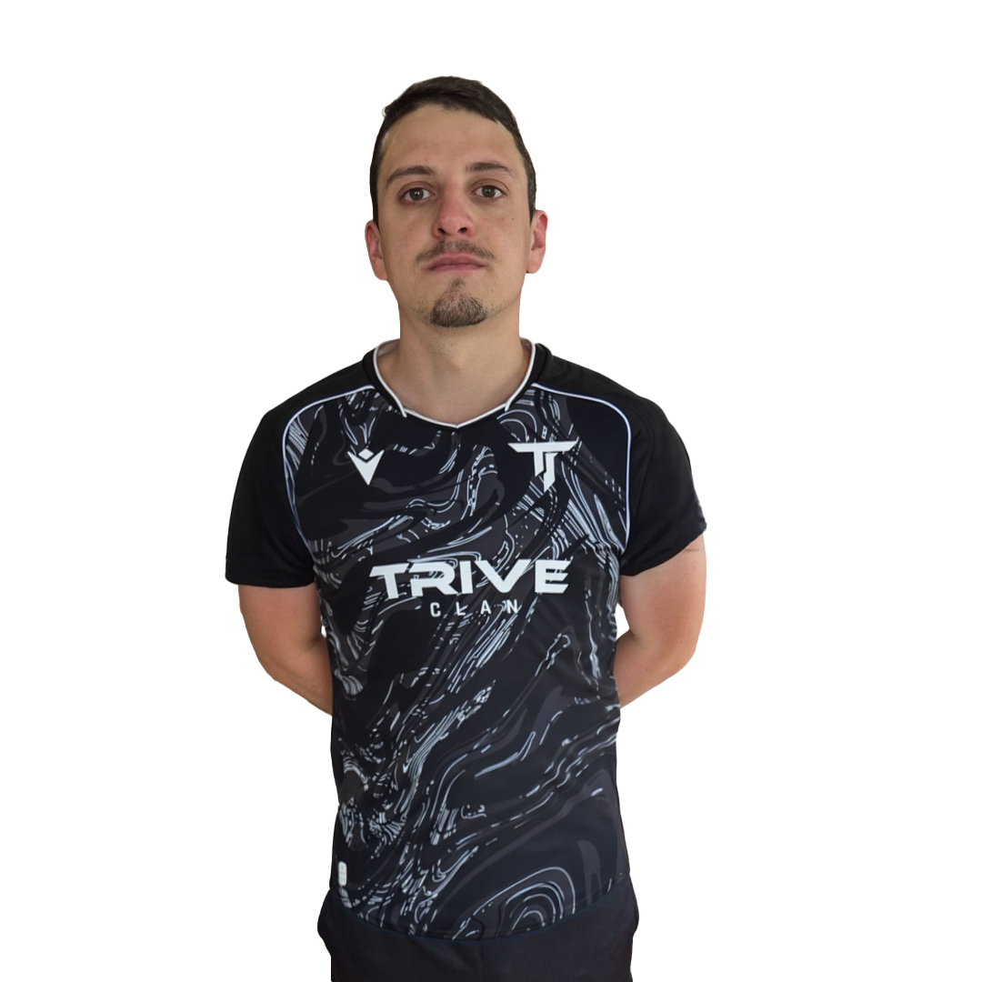 Chi4pie im Trive-Trikot
